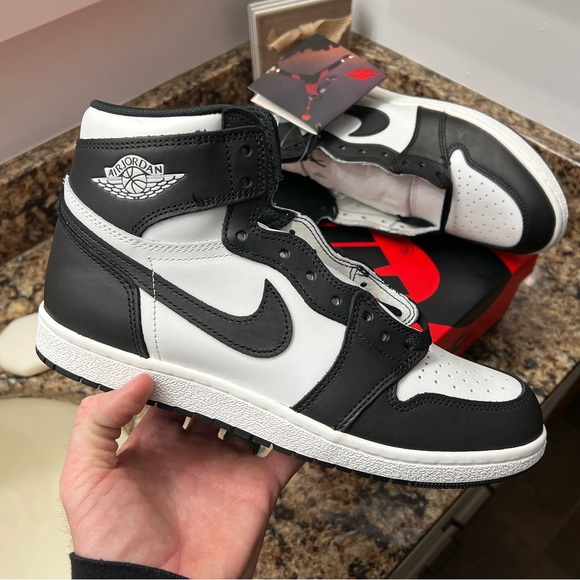 Air Jordan Retro 1 High 85